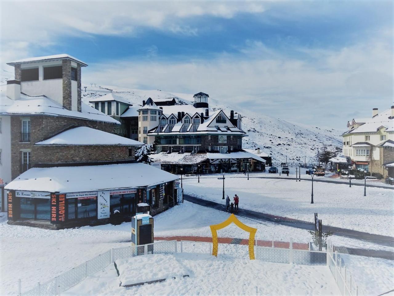 Todosierranevada Zona Baja - Apartamentos De 4 Dormitorios - Junto A Los Telecabinas Сьерра-Невада Экстерьер фото